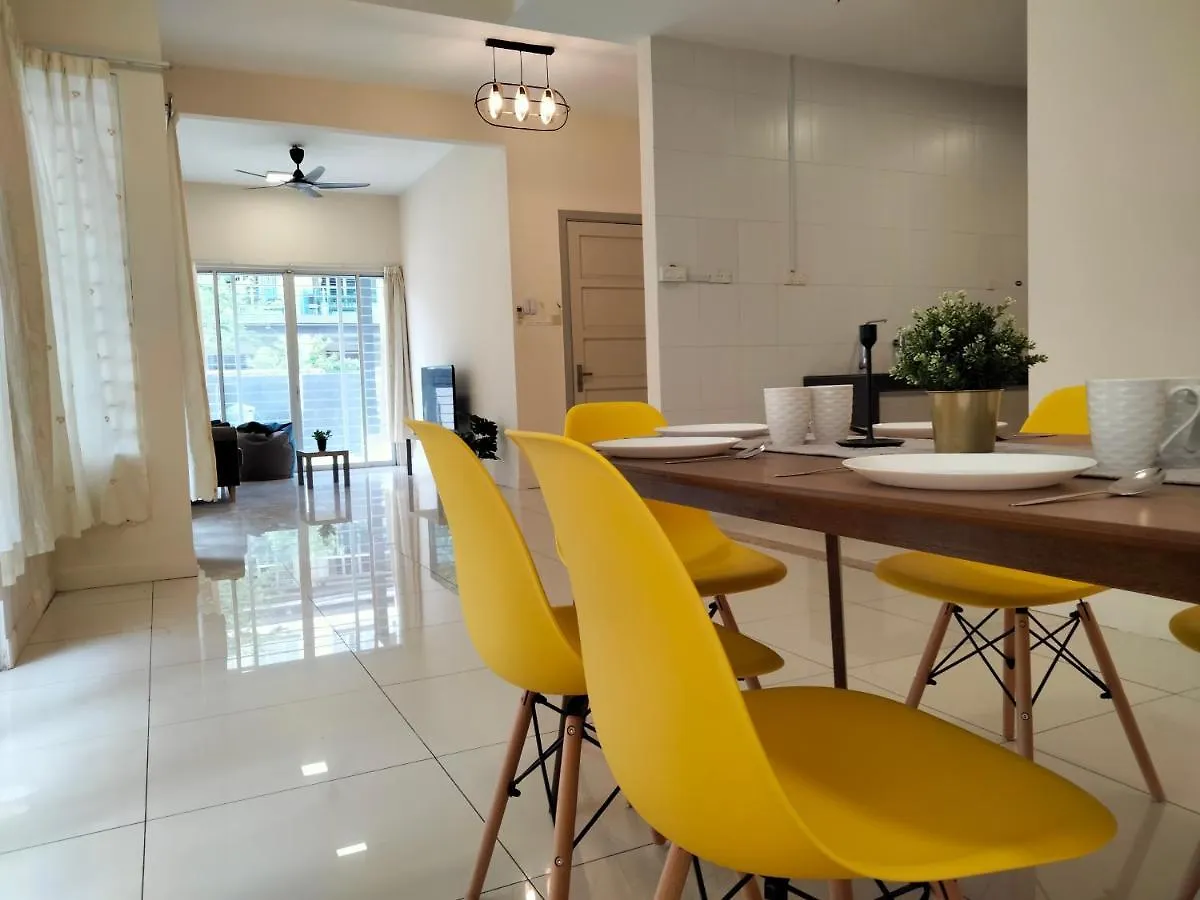 Semi-D Salak South Garden, Sri Petaling Kl Villa Kuala Lumpur