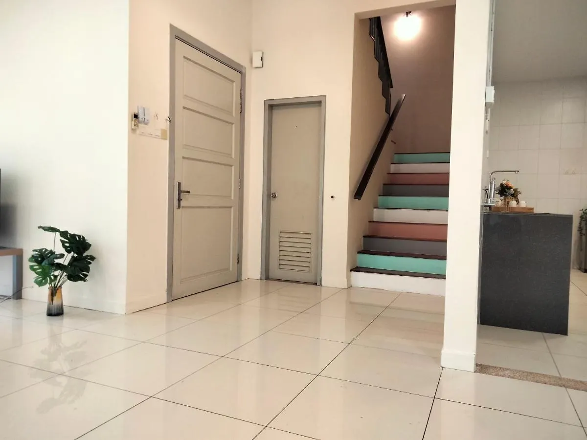 度假居 吉隆坡Semi-D Salak South Garden, Sri Petaling Kl别墅